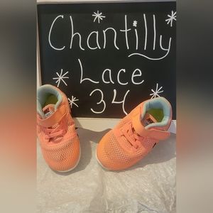 Nike Pink Girls Shoes 8C